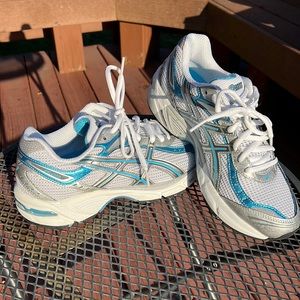 ASICS gel duomax athletic shoes.Color:white/storm/capri blue